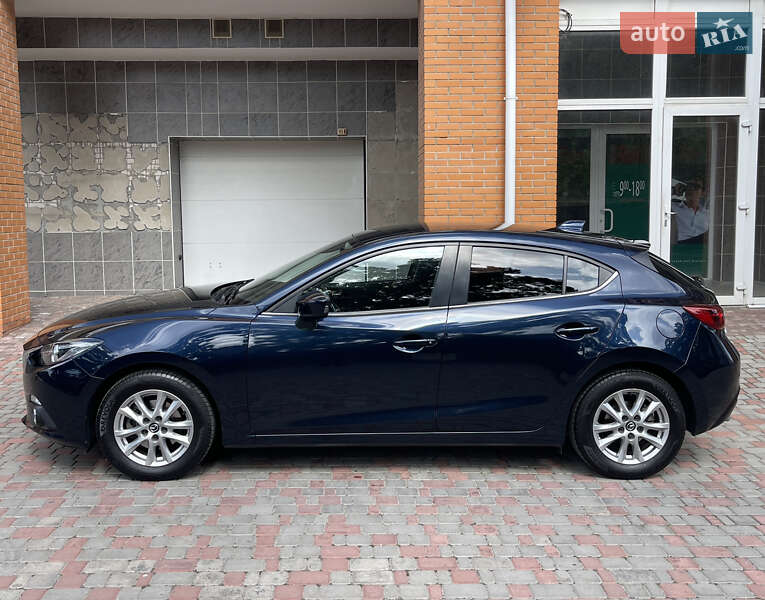 Хетчбек Mazda 3 2015 в Києві
