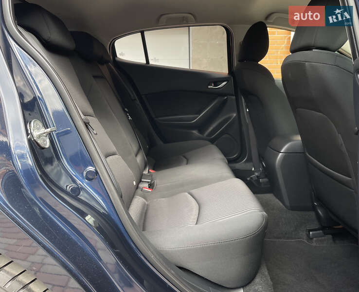 Хетчбек Mazda 3 2015 в Києві