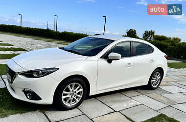 Седан Mazda 3 2014 в Чорткове