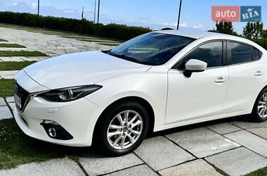 Седан Mazda 3 2014 в 