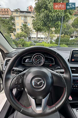 Седан Mazda 3 2014 в 