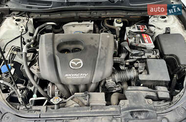 Седан Mazda 3 2014 в 
