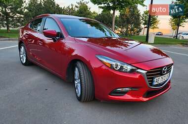 Седан Mazda 3 2017 в 