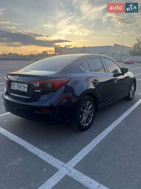 Седан Mazda 3 2018 в Львове фото 12 Седан Mazda 3 2018 в Львове