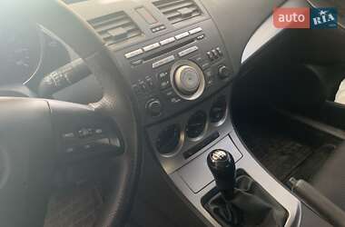 Седан Mazda 3 2009 в 