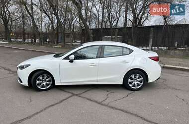 Седан Mazda 3 2015 в 