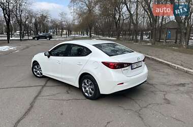 Седан Mazda 3 2015 в 
