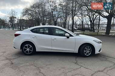 Седан Mazda 3 2015 в 