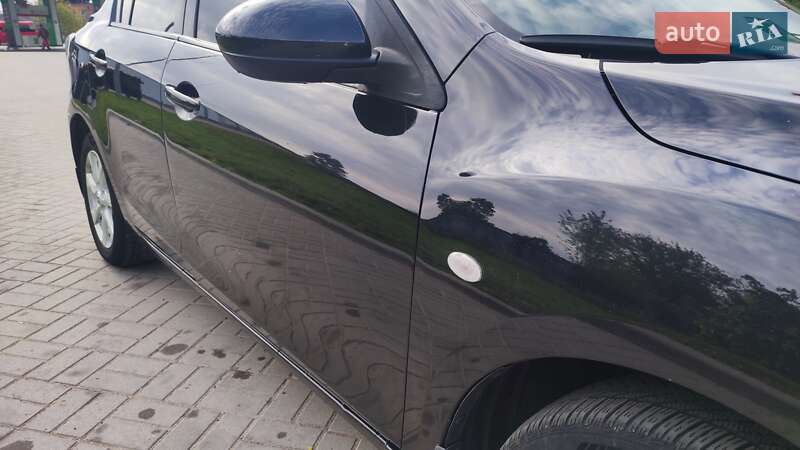 Седан Mazda 3 2010 в Житомирі