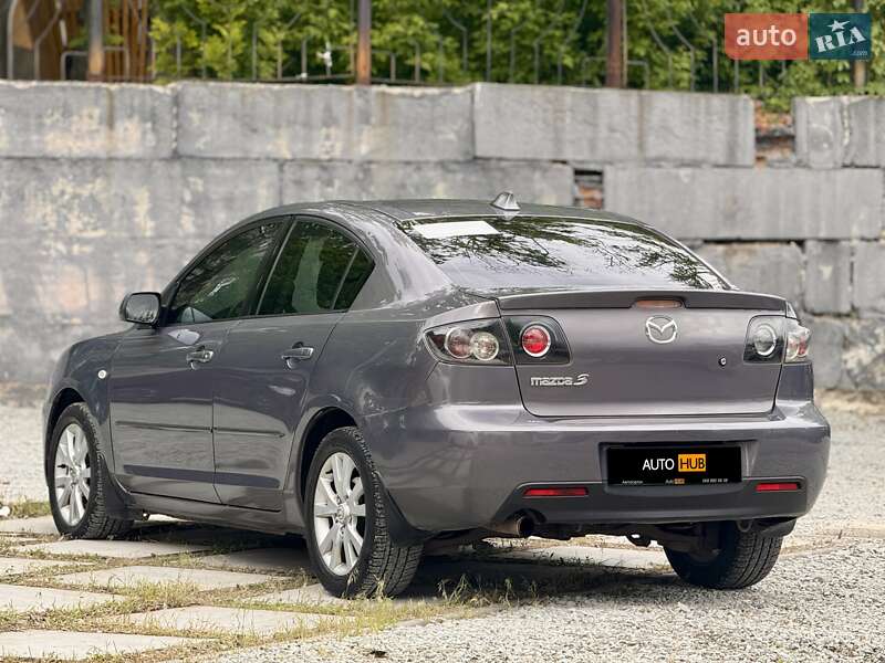 Седан Mazda 3 2006 в Харькове