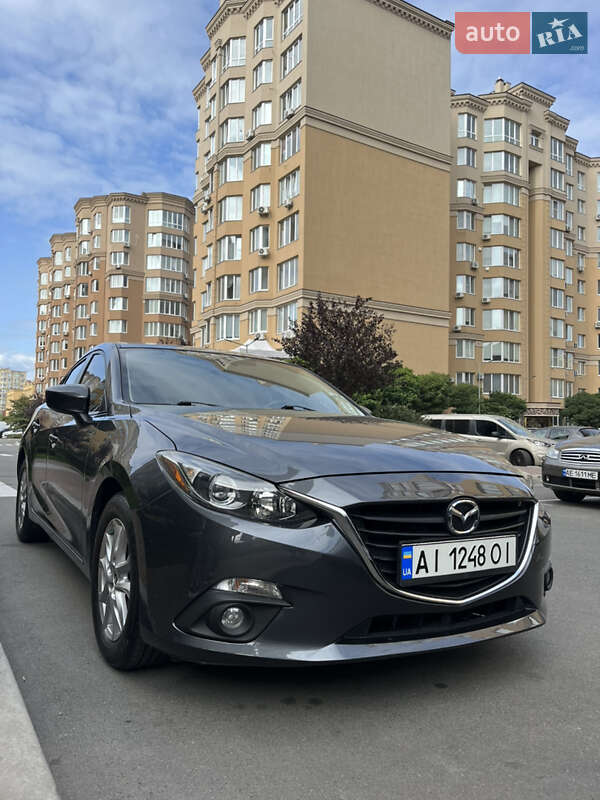 Mazda 3 2016