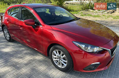 Хэтчбек Mazda 3 2015 в Львове