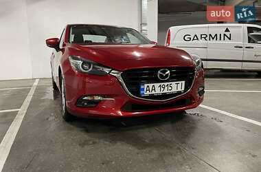 Седан Mazda 3 2018 в 
