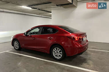 Седан Mazda 3 2018 в 