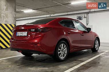 Седан Mazda 3 2018 в 