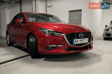 Седан Mazda 3 2018 в 