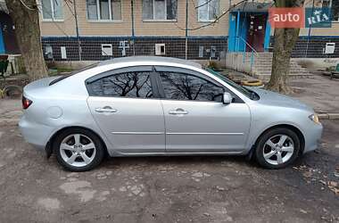 Седан Mazda 3 2005 в 