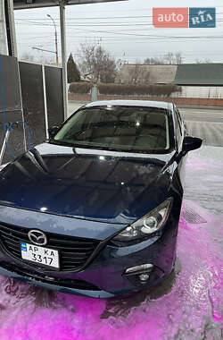 Седан Mazda 3 2015 в Запоріжжі