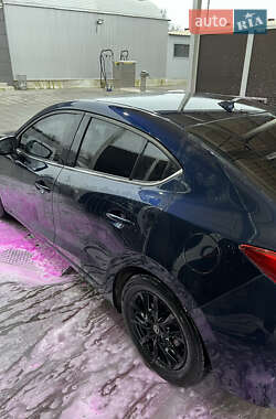 Седан Mazda 3 2015 в 