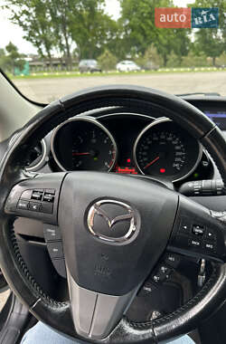 Хэтчбек Mazda 3 2011 в 