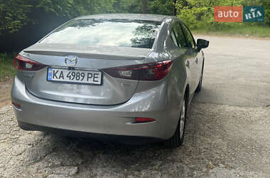 Седан Mazda 3 2014 в 