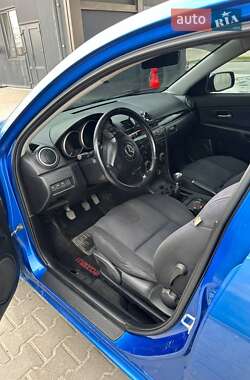 Хэтчбек Mazda 3 2005 в 