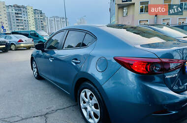 Седан Mazda 3 2016 в 
