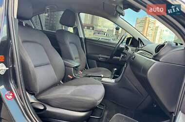 Седан Mazda 3 2007 в 
