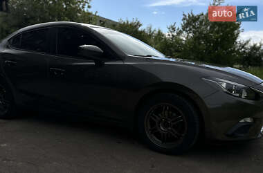 Седан Mazda 3 2014 в 