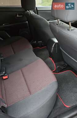 Хэтчбек Mazda 3 2006 в 