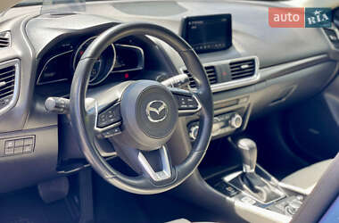 Хетчбек Mazda 3 2017 в 