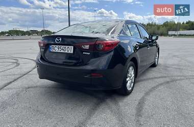 Седан Mazda 3 2015 в 