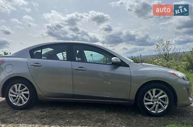 Седан Mazda 3 2011 в Івано-Франківську
