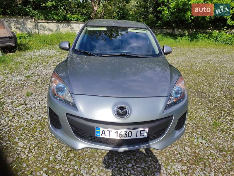 Mazda 3 2012