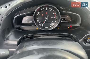 Седан Mazda 3 2016 в 
