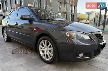Седан Mazda 3 2006 в 