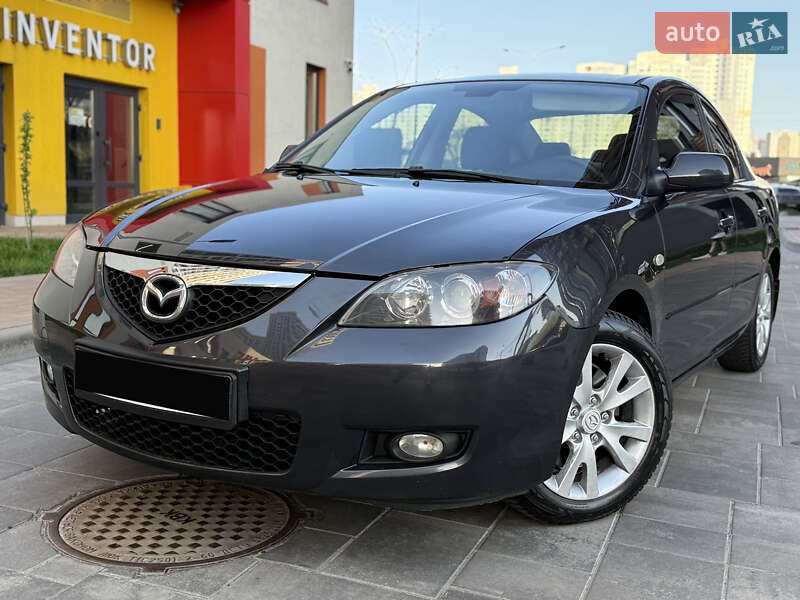 Седан Mazda 3 2006 в 