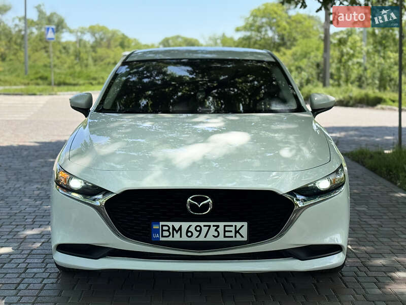 Седан Mazda 3 2019 в Кропивницькому