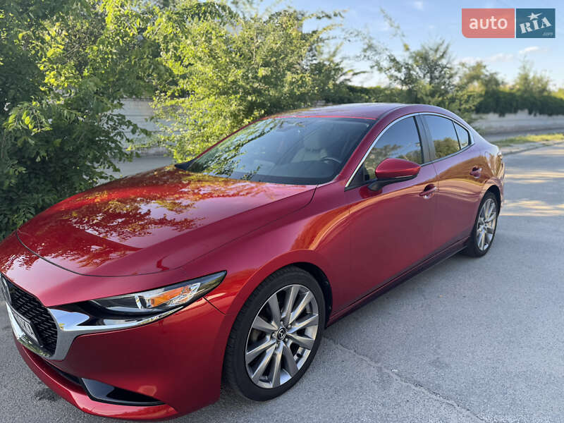 Седан Mazda 3 2019 в Запорожье