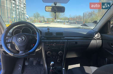 Хетчбек Mazda 3 2005 в 
