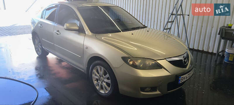 Хэтчбек Mazda 3 2008 в 