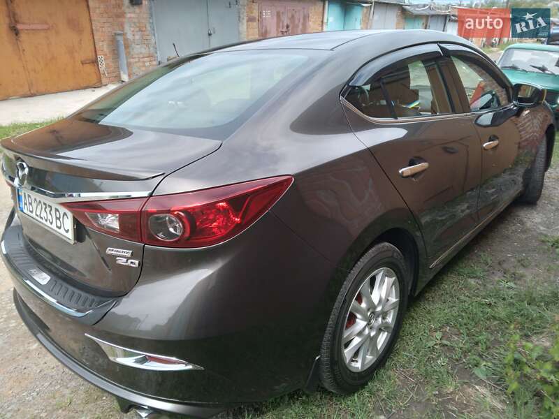 Седан Mazda 3 2016 в Виннице