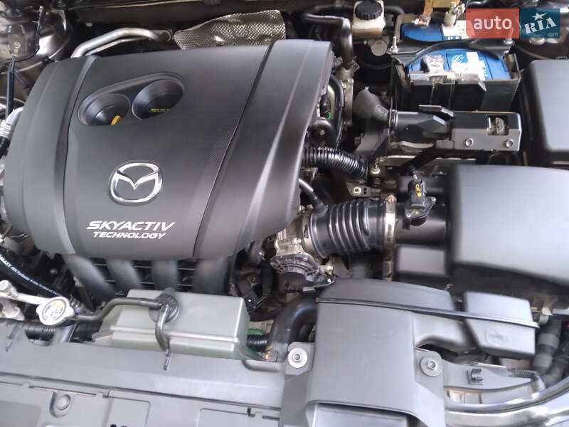 Седан Mazda 3 2016 в Виннице