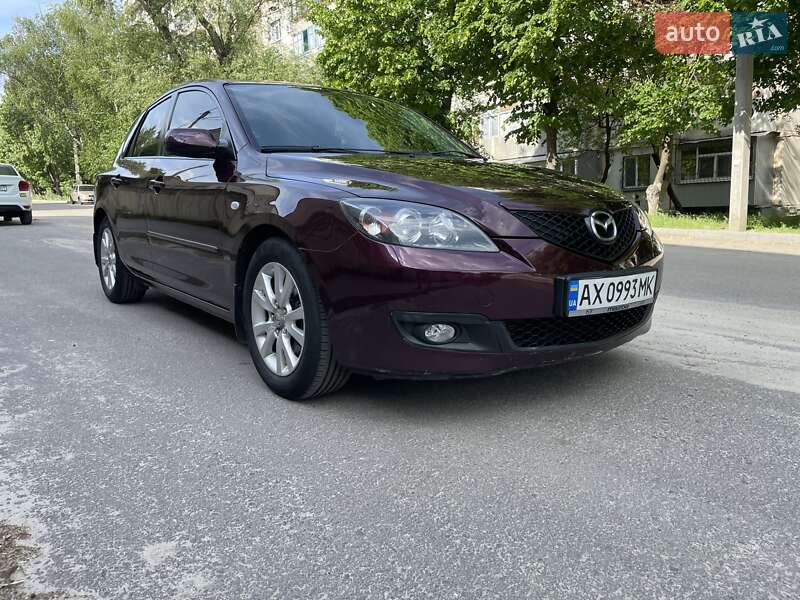 Хетчбек Mazda 3 2007 в 