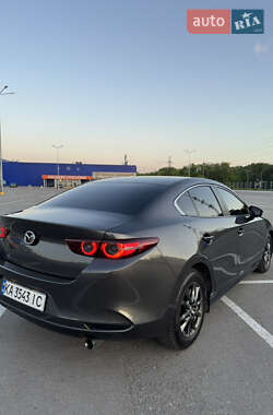 Седан Mazda 3 2019 в 
