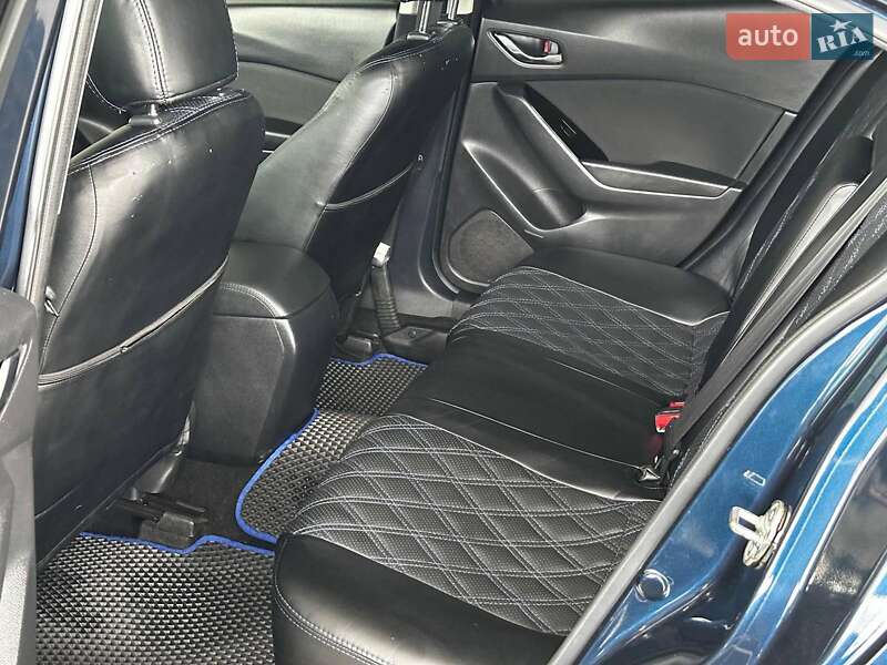 Седан Mazda 3 2018 в Одессе