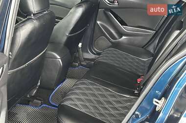 Седан Mazda 3 2018 в 