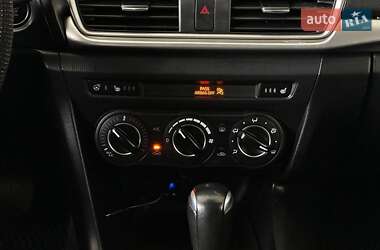 Седан Mazda 3 2018 в 