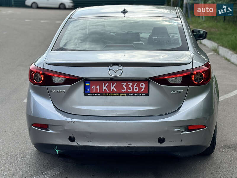 Седан Mazda 3 2014 в Киеве