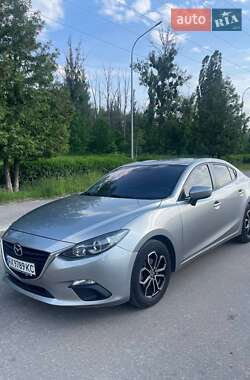 Седан Mazda 3 2016 в 